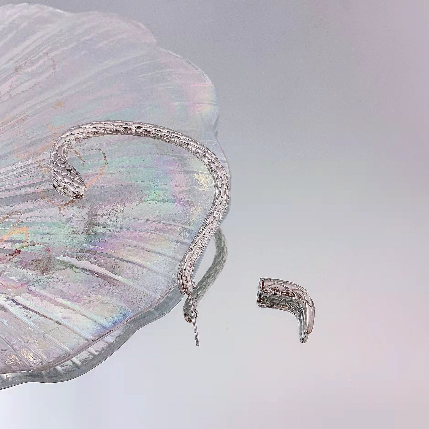 The Snakey Ear Cuff